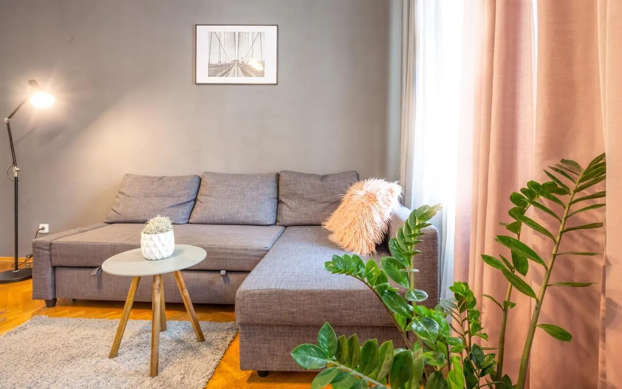 Διαμέρισμα Nejedleho Apartmeet Πράγα