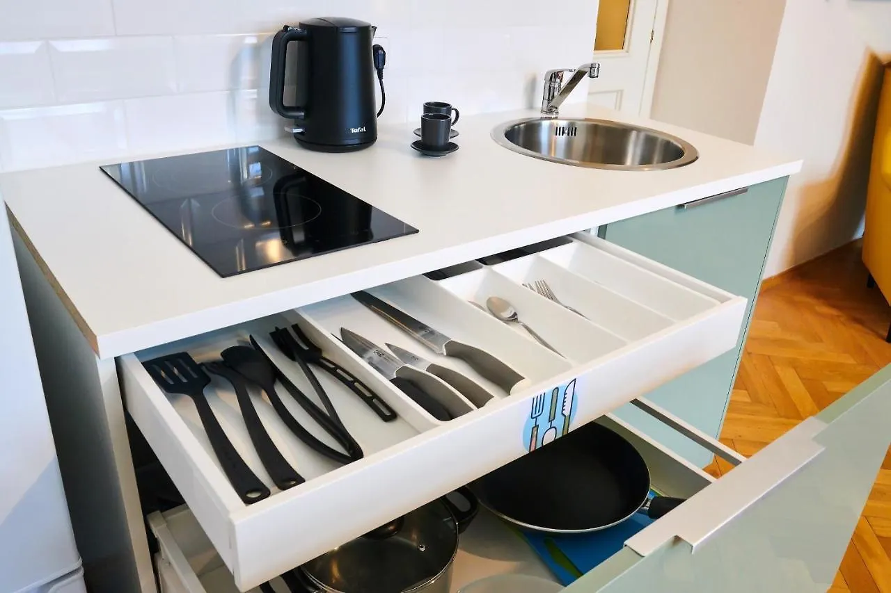 Nejedleho Apartmeet Πράγα Διαμέρισμα