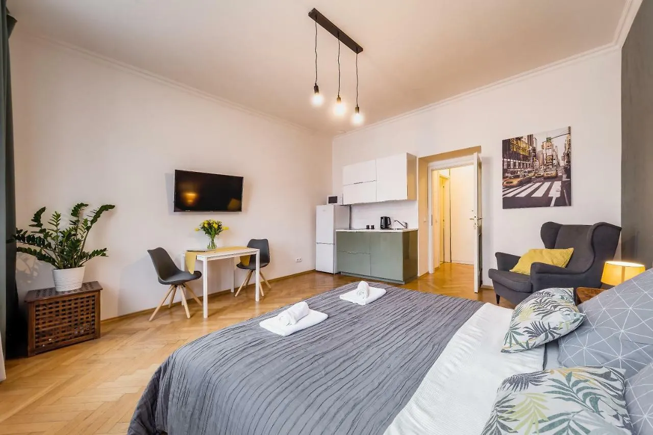 Nejedleho Apartmeet Πράγα 0*,