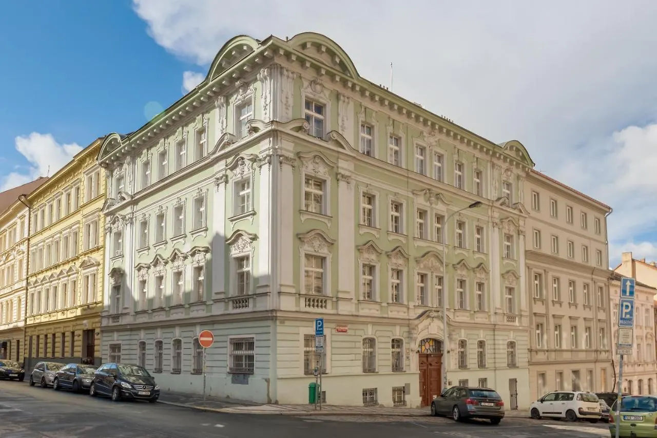 Nejedleho Apartmeet Prague