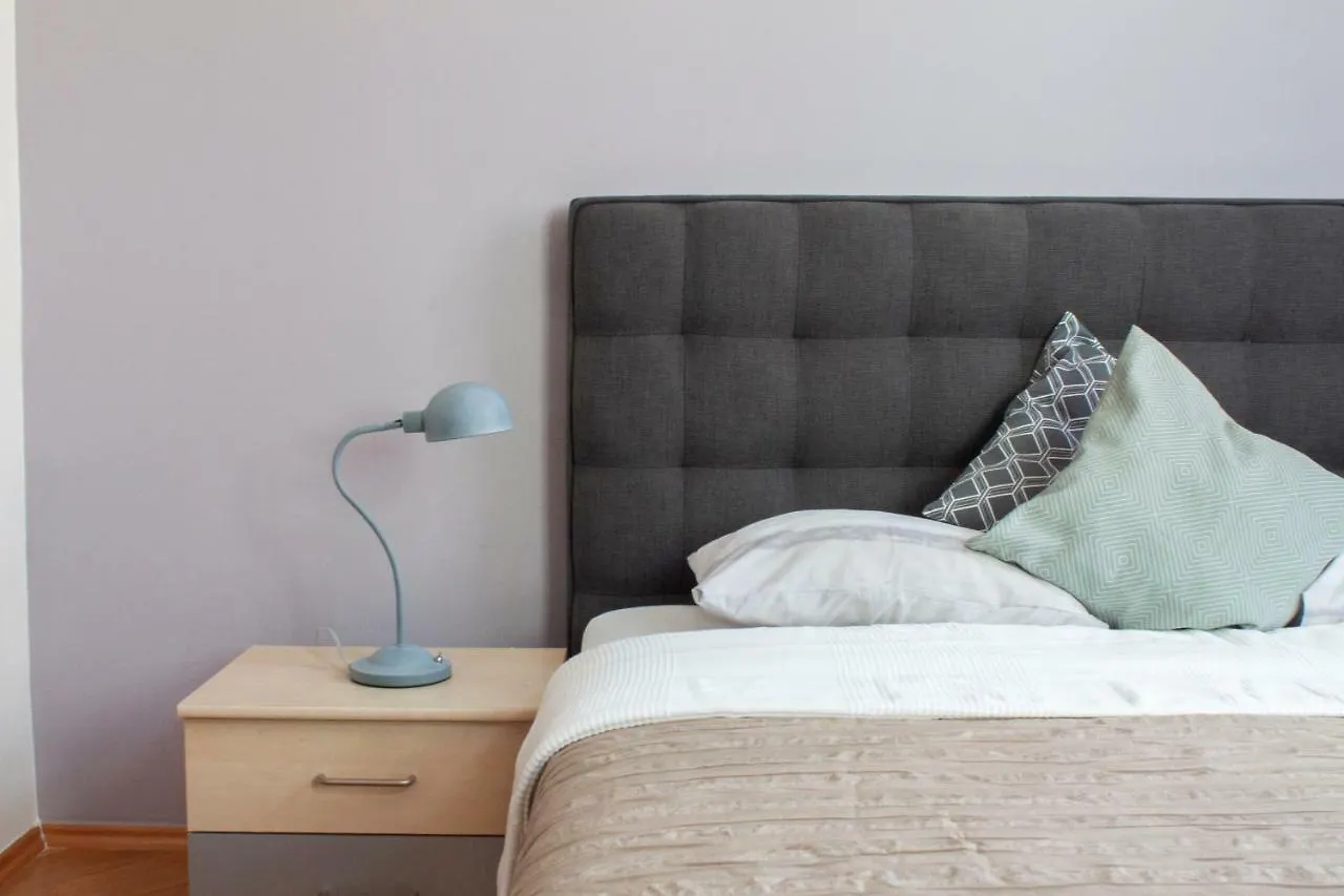 פראג Nejedleho Apartmeet דירה